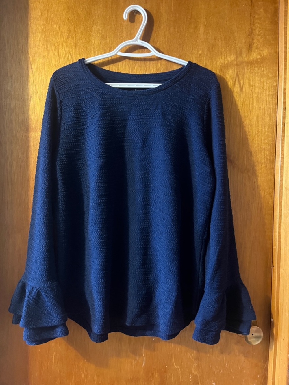 Woman’s St. John's Bay Navy Blue Knit Top with Subtle Texture XL